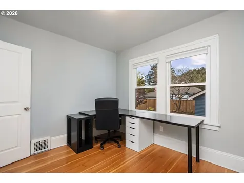 9707 N Lombard Street Portland OR 97203