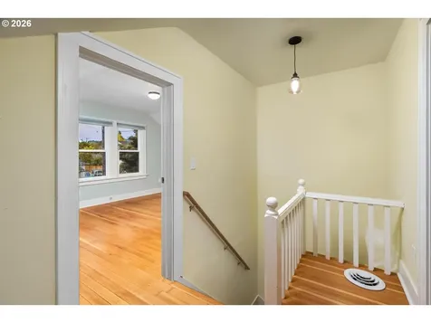 9707 N Lombard Street Portland OR 97203