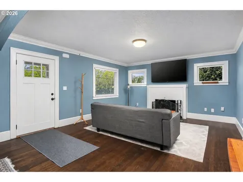 9707 N Lombard Street Portland OR 97203