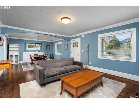 9707 N Lombard Street Portland OR 97203