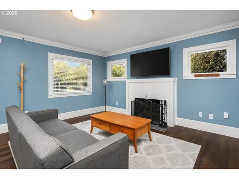 9707 N Lombard Street Portland OR 97203