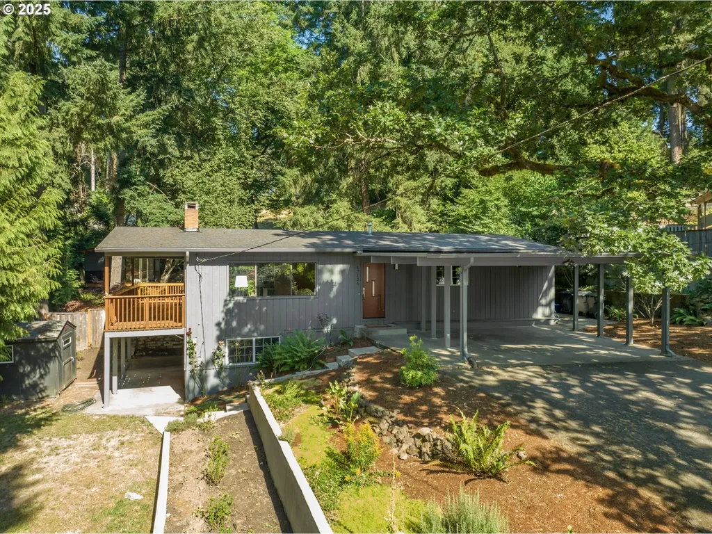 17125 Fernwood Drive Lake Oswego OR 97034