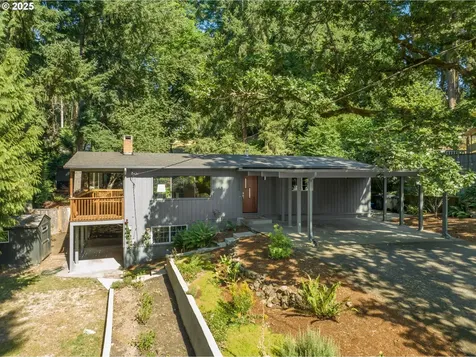 17125 Fernwood Drive Lake Oswego OR 97034