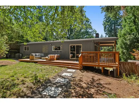 17125 Fernwood Drive Lake Oswego OR 97034