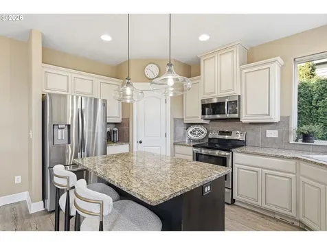 6808 NE 106th Street Vancouver WA 98686