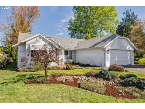 1360 N Locust Street Canby OR 97013