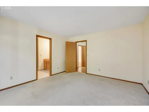 1360 N Locust Street Canby OR 97013