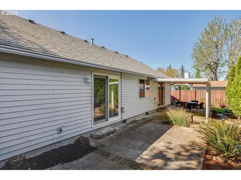 1360 N Locust Street Canby OR 97013