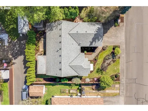 1360 N Locust Street Canby OR 97013