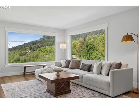 17955 Evergreen Drive Cloverdale OR 97112