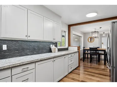 17955 Evergreen Drive Cloverdale OR 97112