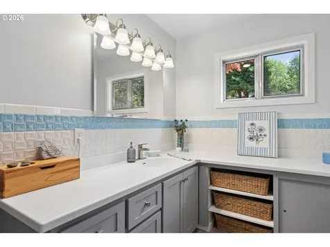 17955 Evergreen Drive Cloverdale OR 97112