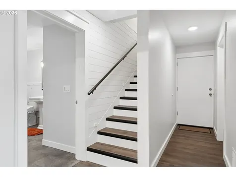 17955 Evergreen Drive Cloverdale OR 97112