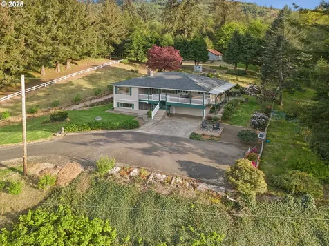 17955 Evergreen Drive Cloverdale OR 97112