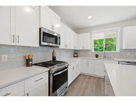 6901 NE 16th Avenue Vancouver WA 98665