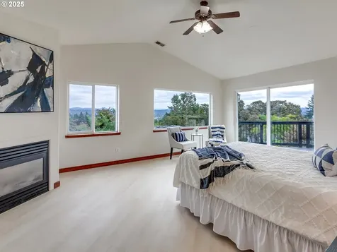 6255 Barlow Street West Linn OR 97068