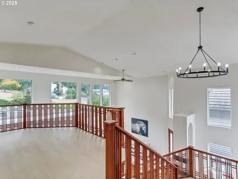 6255 Barlow Street West Linn OR 97068