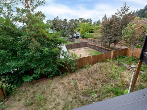 6255 Barlow Street West Linn OR 97068