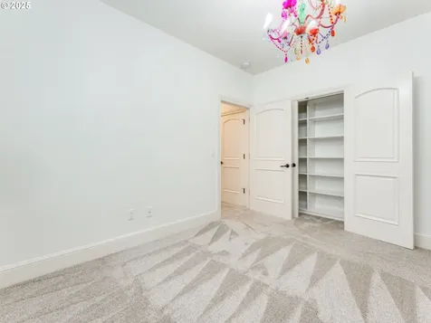 421 N Helens View Drive Ridgefield WA 98642