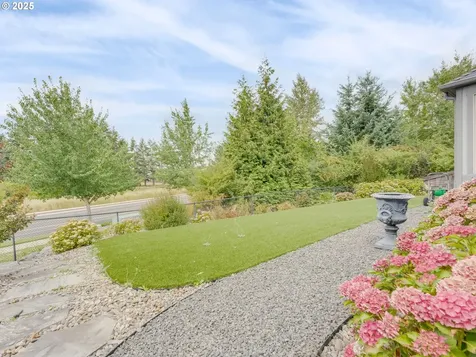 421 N Helens View Drive Ridgefield WA 98642
