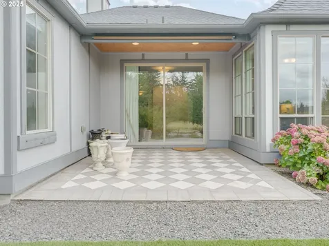 421 N Helens View Drive Ridgefield WA 98642