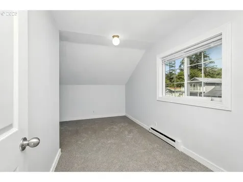 407 S 2nd Avenue Rockaway Beach OR 97136