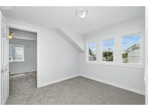407 S 2nd Avenue Rockaway Beach OR 97136