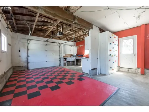 407 S 2nd Avenue Rockaway Beach OR 97136