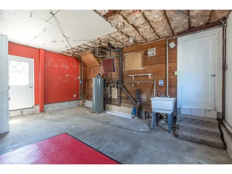 407 S 2nd Avenue Rockaway Beach OR 97136