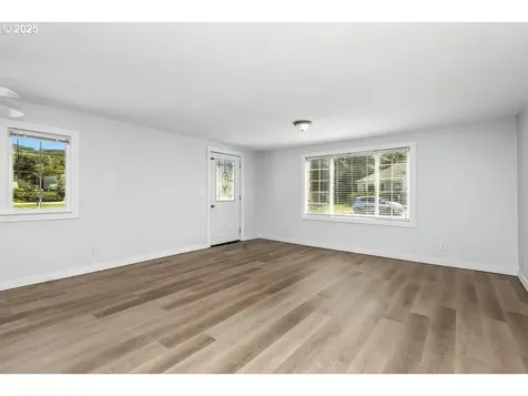 407 S 2nd Avenue Rockaway Beach OR 97136