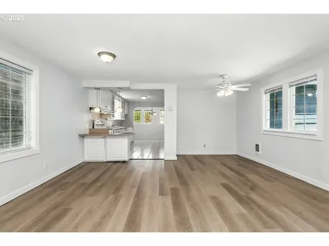 407 S 2nd Avenue Rockaway Beach OR 97136