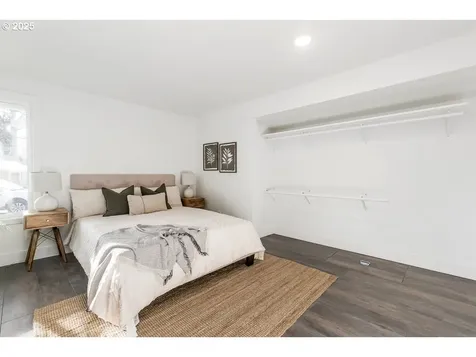 243 NE Hyde Circle Hillsboro OR 97124