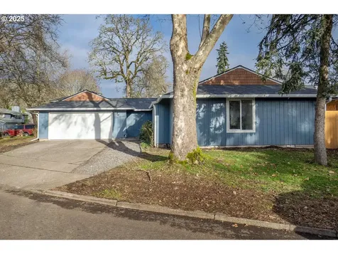 243 NE Hyde Circle Hillsboro OR 97124