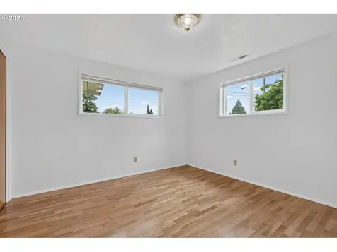 447 Maxwell Road Eugene OR 97404