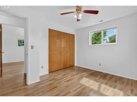 447 Maxwell Road Eugene OR 97404
