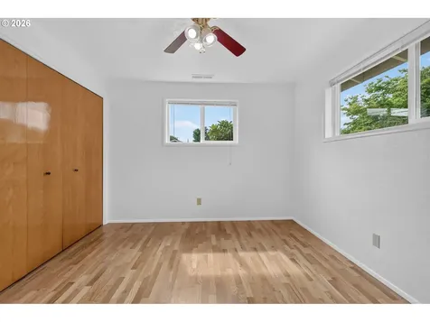 447 Maxwell Road Eugene OR 97404