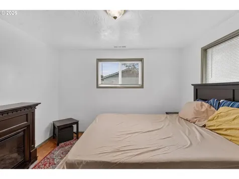 447 Maxwell Road Eugene OR 97404