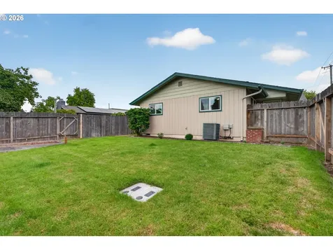 447 Maxwell Road Eugene OR 97404