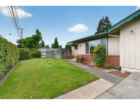 447 Maxwell Road Eugene OR 97404