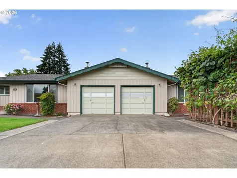 447 Maxwell Road Eugene OR 97404