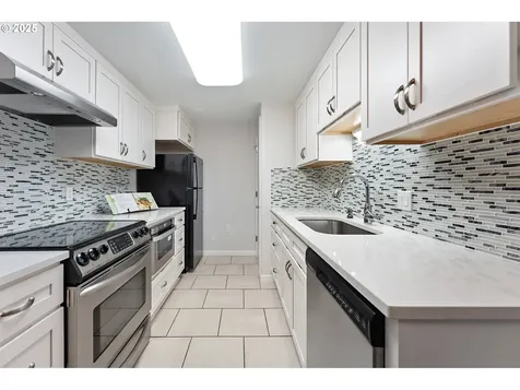 11510 SW Crown Drive King City OR 97224