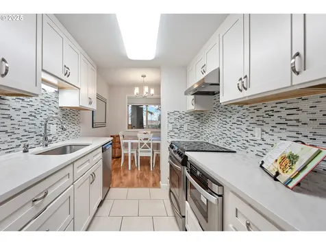 11510 SW Crown Drive King City OR 97224