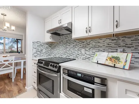 11510 SW Crown Drive King City OR 97224