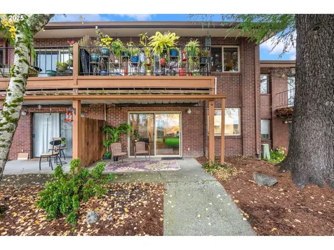 11510 SW Crown Drive King City OR 97224