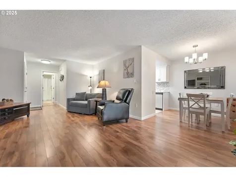 11510 SW Crown Drive King City OR 97224