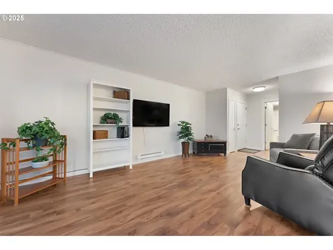 11510 SW Crown Drive King City OR 97224