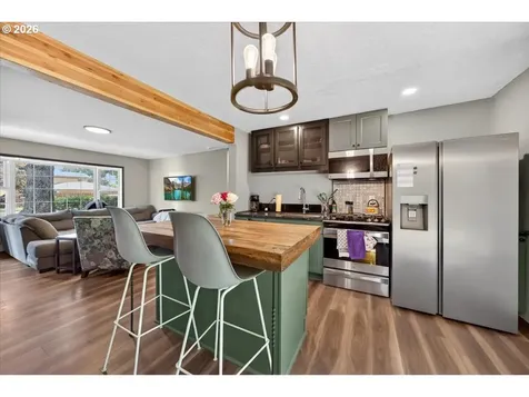 115 NE 188th Avenue Gresham OR 97230