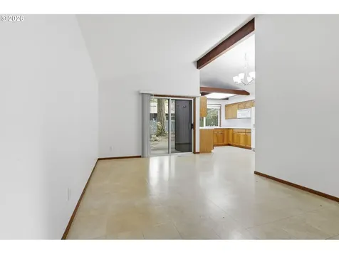 7250 SW 28th Court Beaverton OR 97008