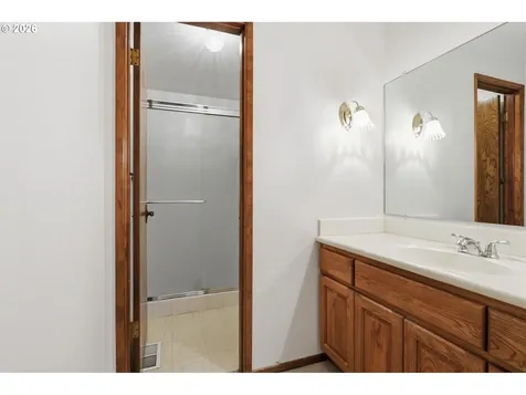 7250 SW 28th Court Beaverton OR 97008