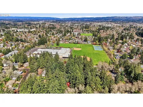 7250 SW 28th Court Beaverton OR 97008